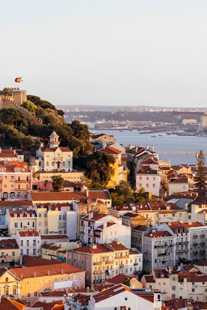 Castelo Premium By Homing Apartman Lisboa Kültér fotó